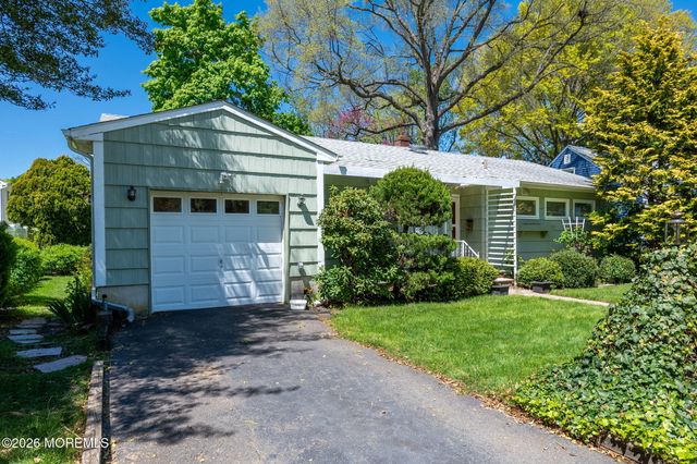 846 Center Street, Red Bank, NJ 07701