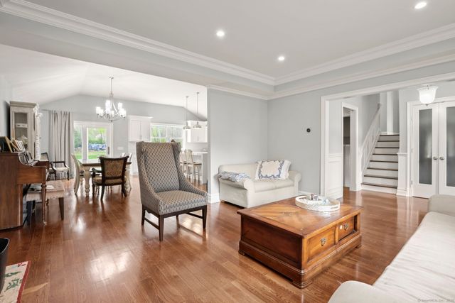 24 Appletree Lane, Norwalk, CT 06850