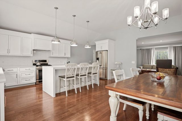 24 Appletree Lane, Norwalk, CT 06850