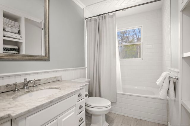 24 Appletree Lane, Norwalk, CT 06850