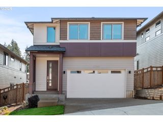12343 Se FALLING RAIN Way, Happy Valley, OR 97086