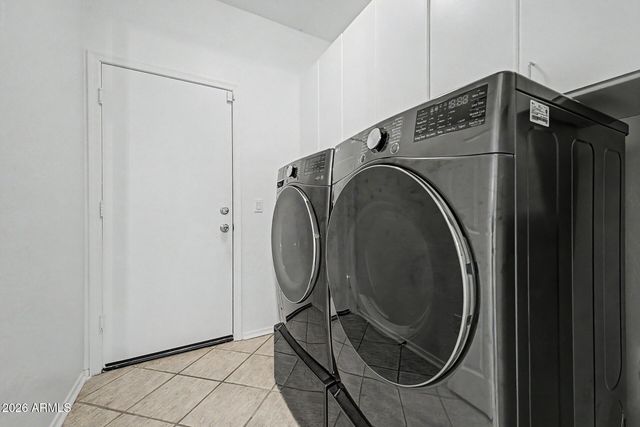 4365 E CHERRY HILLS Drive, Chandler, AZ 85249