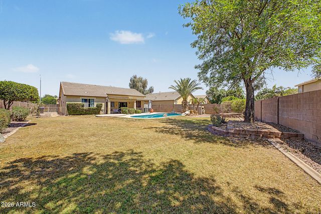 4365 E CHERRY HILLS Drive, Chandler, AZ 85249