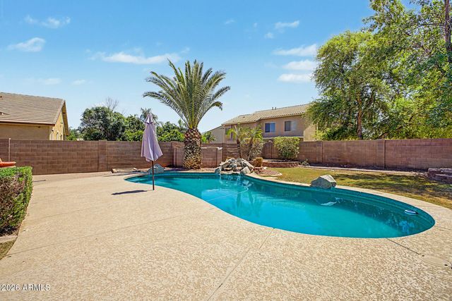 4365 E CHERRY HILLS Drive, Chandler, AZ 85249
