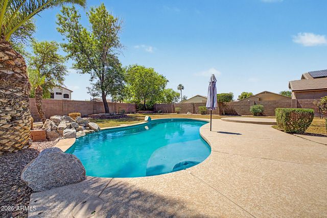 4365 E CHERRY HILLS Drive, Chandler, AZ 85249