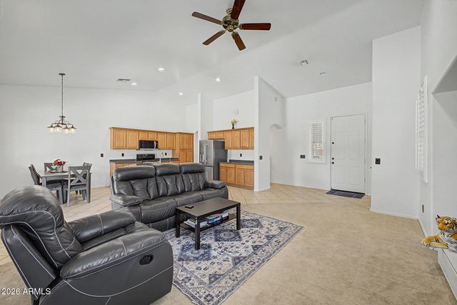 4365 E CHERRY HILLS Drive, Chandler, AZ 85249