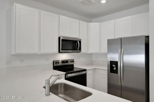 741 SAILOR GROVE Lane, Jacksonville, FL 32221