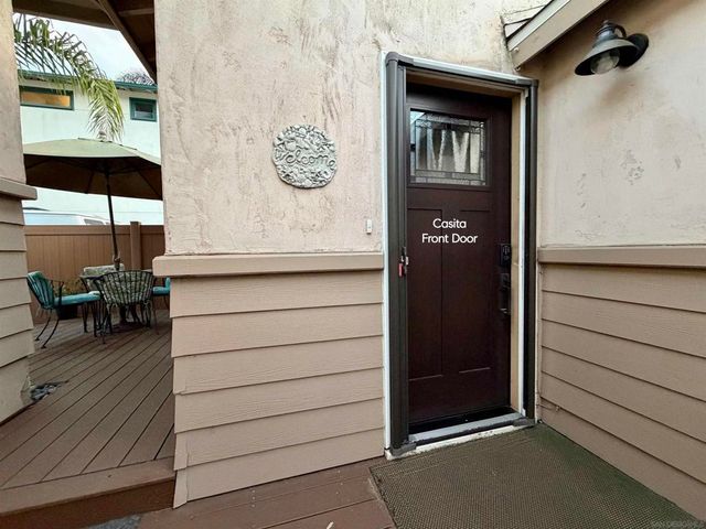 3634 Crown Point Dr, San Diego, CA 92109