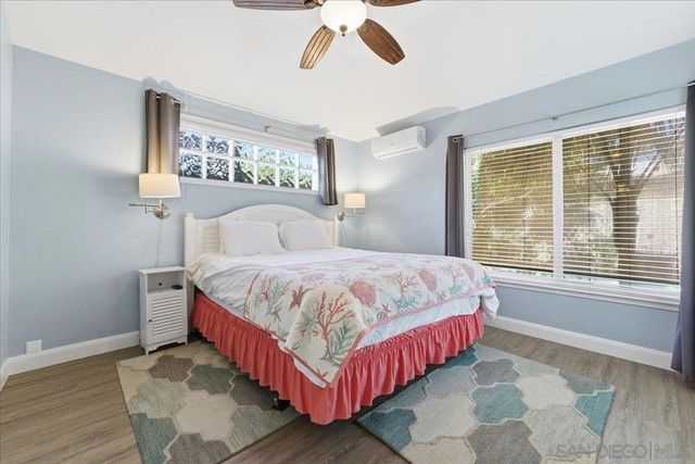 3634 Crown Point Dr, San Diego, CA 92109