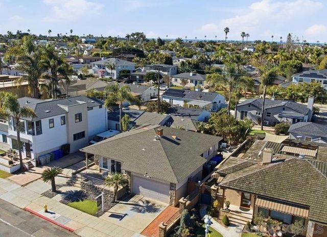 3634 Crown Point Dr, San Diego, CA 92109