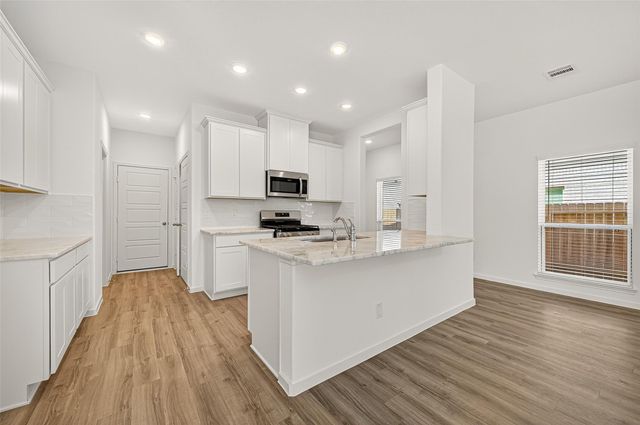 27318 Axis Deer Trail, Magnolia, TX 77354