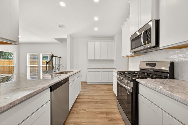 27318 Axis Deer Trail, Magnolia, TX 77354