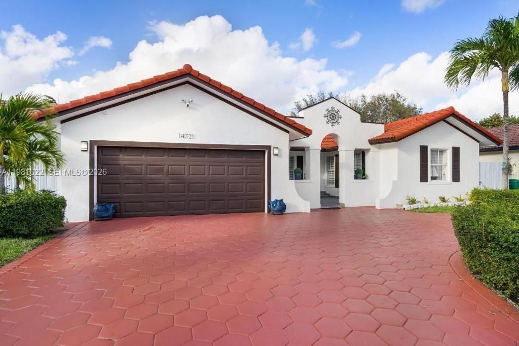 14721 SW 170th Ter, Miami, FL 33187