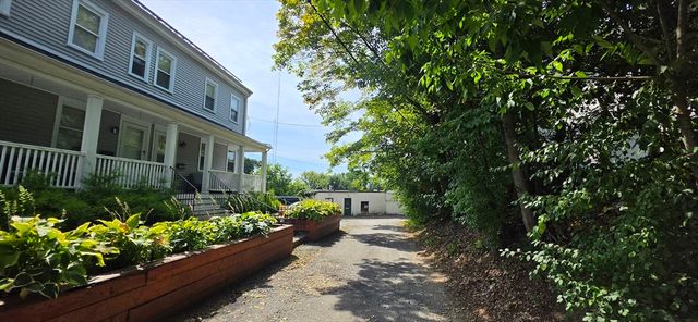 14-16 Vara Lane 14, Needham, MA 02494