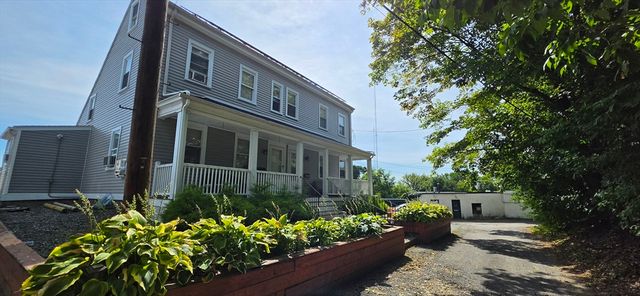 14-16 Vara Lane 14, Needham, MA 02494