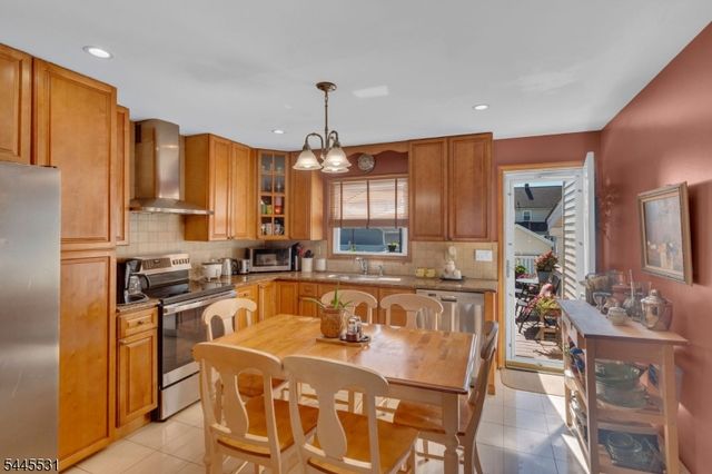 641 Palisade Rd, Union Twp., NJ 07083