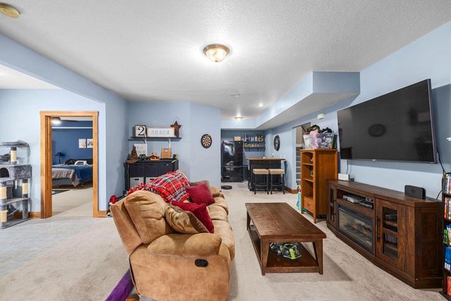 N2067 County Road F, La Crosse, WI 54601