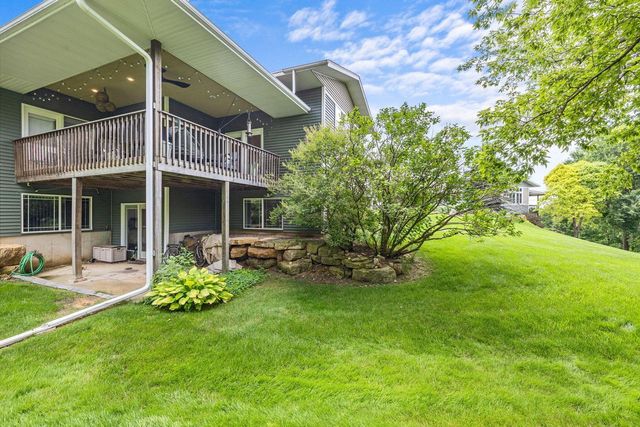 N2067 County Road F, La Crosse, WI 54601