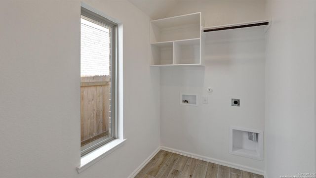 1560 Alsatian Avenue, San Antonio, TX 78253