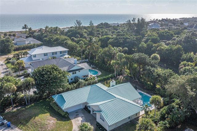 2225 Silver Sands Court, Vero Beach, FL 32963
