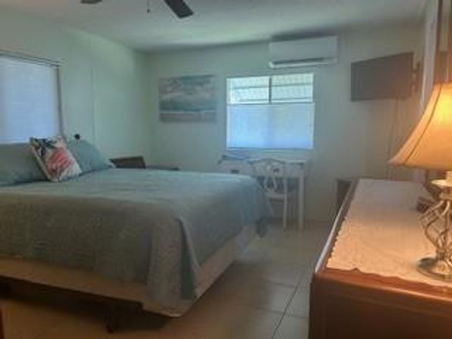 5389 NW 3rd Avenue, Deerfield Beach, FL 33064