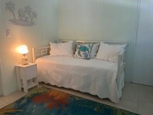 5389 NW 3rd Avenue, Deerfield Beach, FL 33064