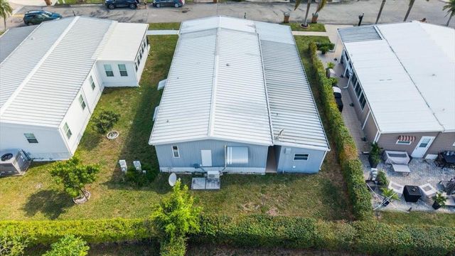 5389 NW 3rd Avenue, Deerfield Beach, FL 33064