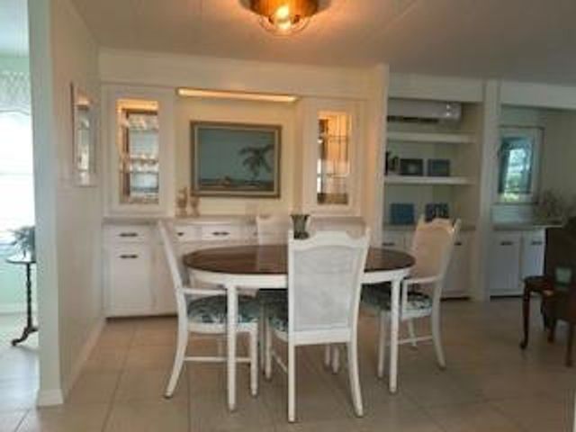 5389 NW 3rd Avenue, Deerfield Beach, FL 33064