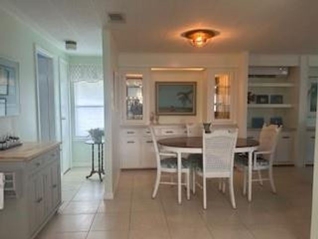 5389 NW 3rd Avenue, Deerfield Beach, FL 33064