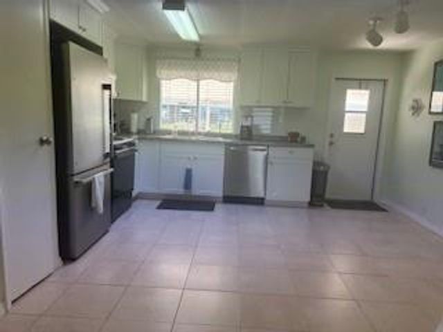 5389 NW 3rd Avenue, Deerfield Beach, FL 33064