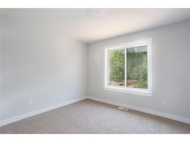 251 Saddle Ridge Lane, River Falls, WI 54022