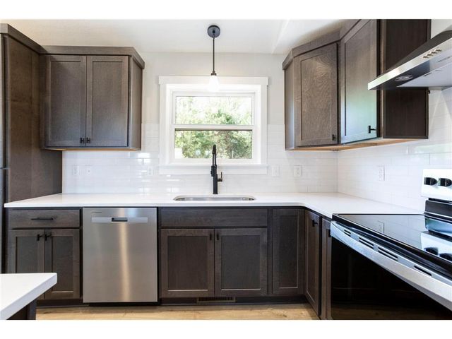 251 Saddle Ridge Lane, River Falls, WI 54022