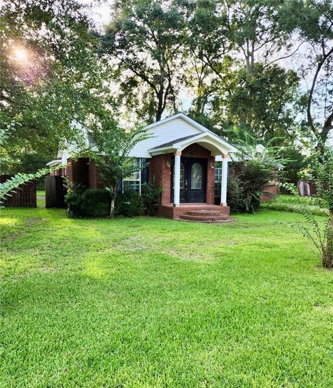 8802 Mcsween Drive, Grand Bay, AL 36541