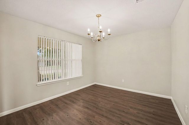 913 Chad, Baytown, TX 77521