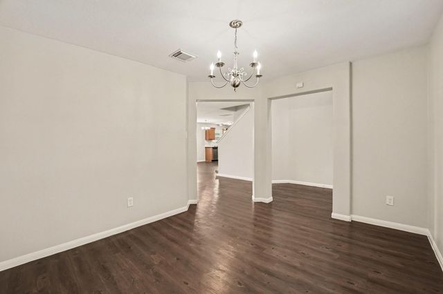 913 Chad, Baytown, TX 77521