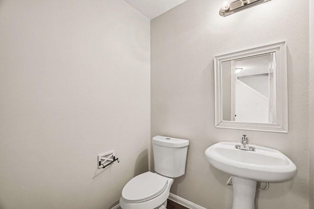 913 Chad, Baytown, TX 77521