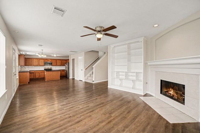 913 Chad, Baytown, TX 77521