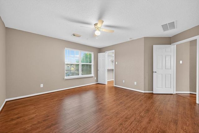 2338 Summit Meadow Drive, Houston, TX 77489