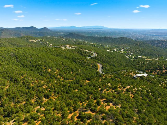2601 Escondite, Santa Fe, NM 87501