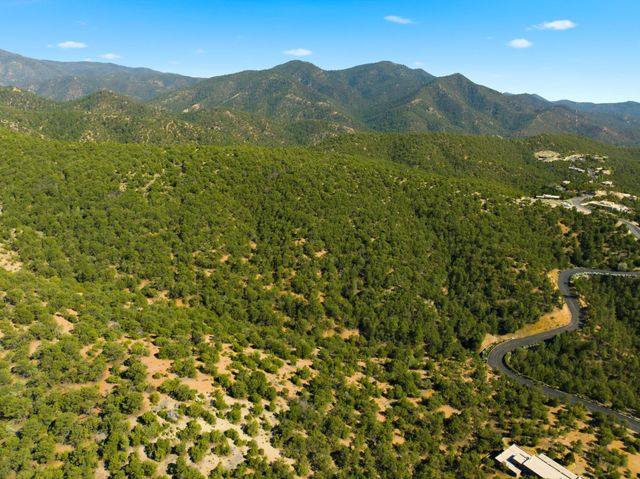 2601 Escondite, Santa Fe, NM 87501