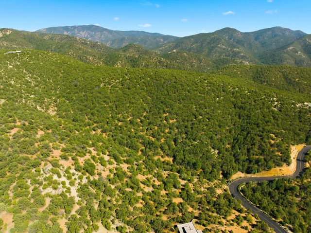 2601 Escondite, Santa Fe, NM 87501