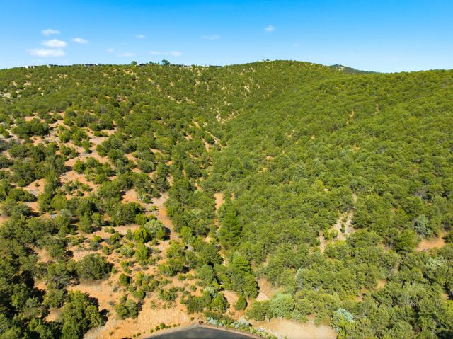 2601 Escondite, Santa Fe, NM 87501