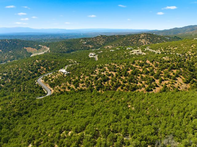 2601 Escondite, Santa Fe, NM 87501