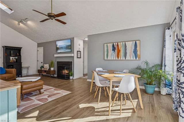 969 Colleen DR, Newport News, VA 23608