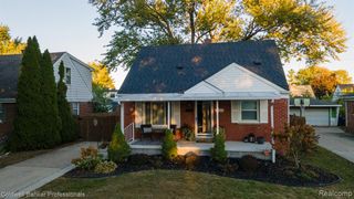 25564 Arlington Street, Roseville, MI 48066