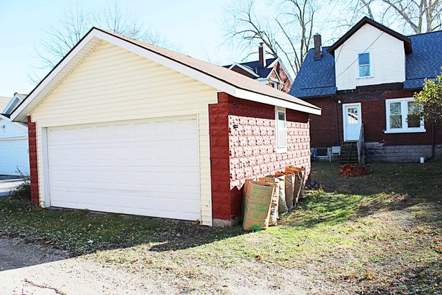 1815 Griswold Street, Port Huron, MI 48060