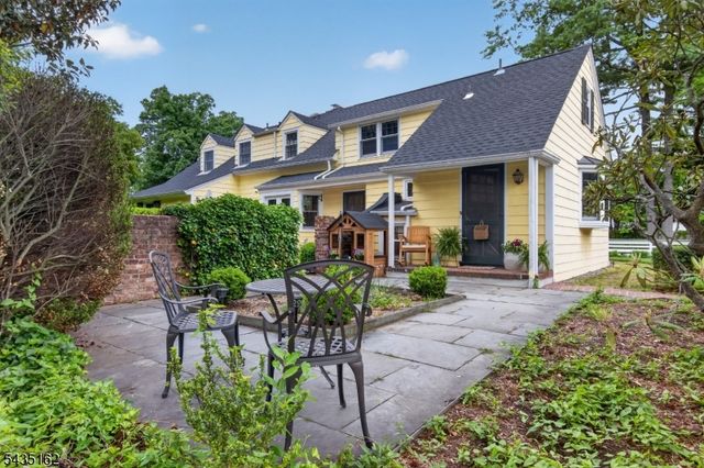 8 Normandie Pl, Cranford Twp., NJ 07016