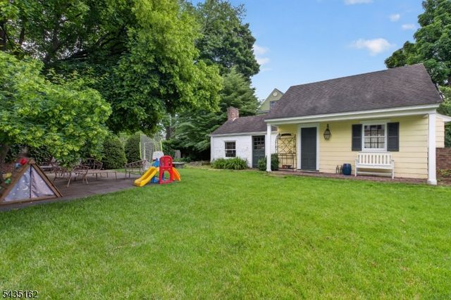 8 Normandie Pl, Cranford Twp., NJ 07016