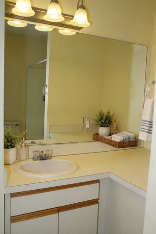 90 Quincy Shore Dr 219, Quincy, MA 02171