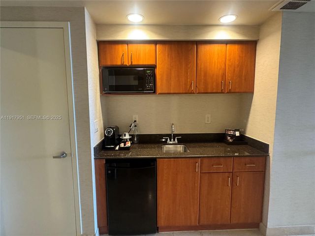 18001 Collins Avenue 2107, Sunny Isles Beach, FL 33160